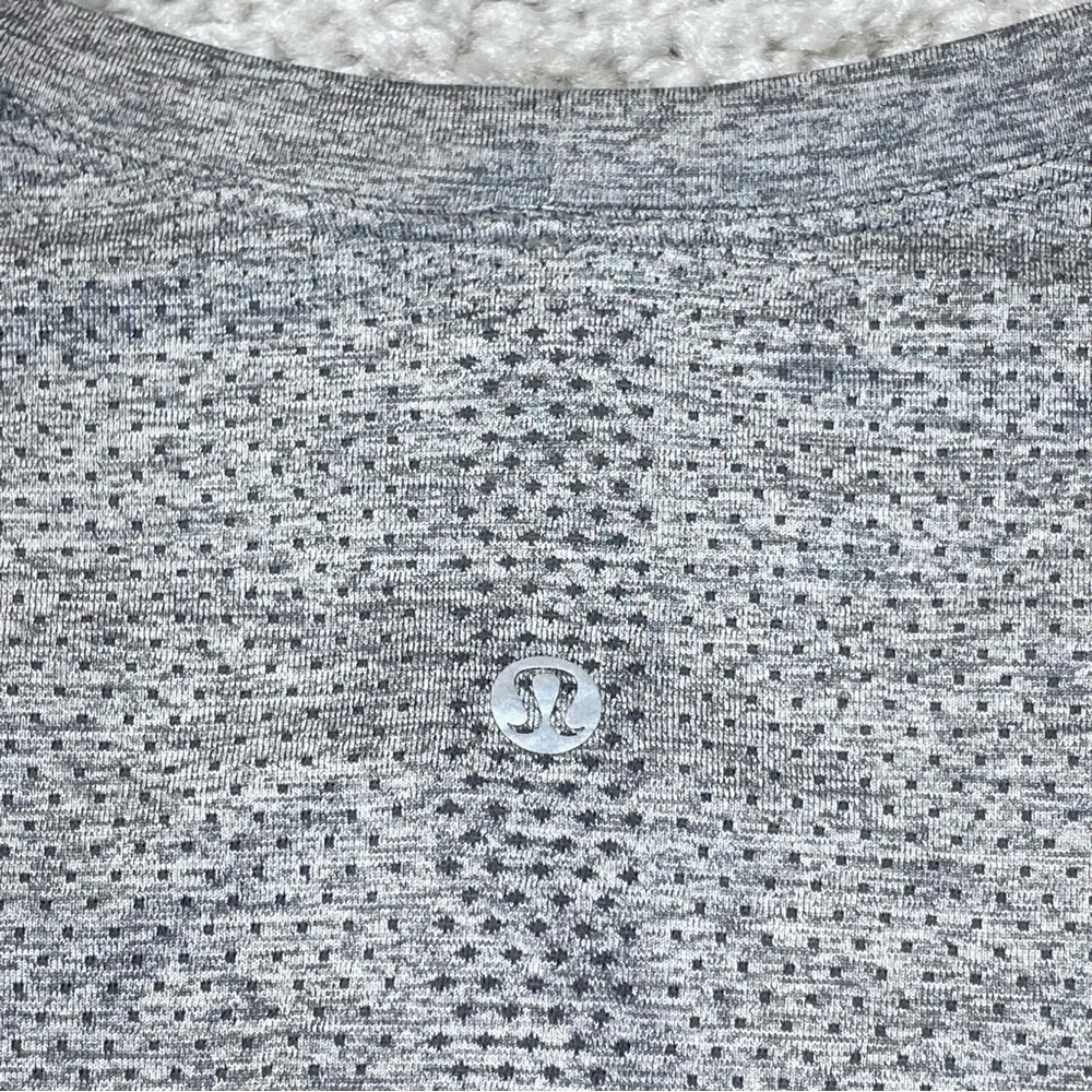 Lululemon Swiftly Tech Shirt Short Sleeves Heather Gray 14 #173